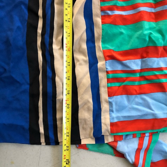 Diane Von Furstenberg Silk Short Sleeve Blouse Med - Picture 7 of 8